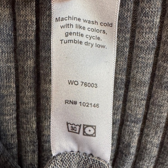 Michael Stars One Size Ribbed Mock Neck Sleeveless Top - Picture 5 of 6